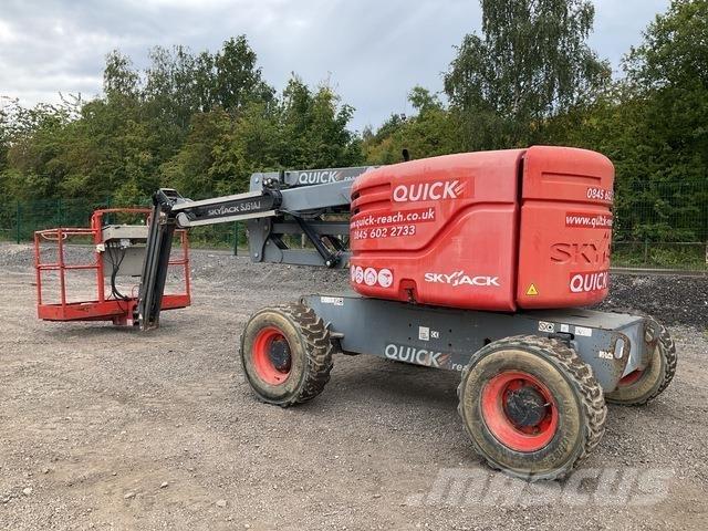 SkyJack SJ51AJ Iseliikuvad poomtõstukid
