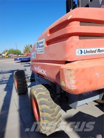 SkyJack SJ66T Teleskoop poomtõstukid
