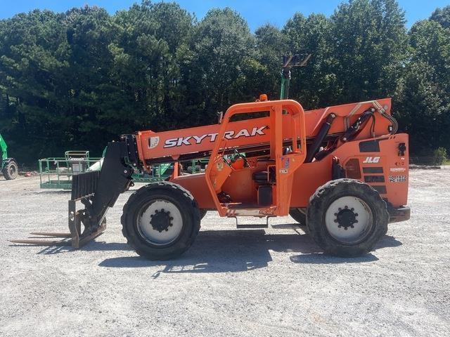 SkyTrak 6042 Teleskooplaadurid