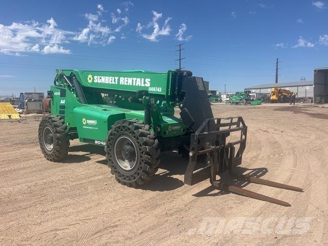 SkyTrak 8042 Teleskooplaadurid