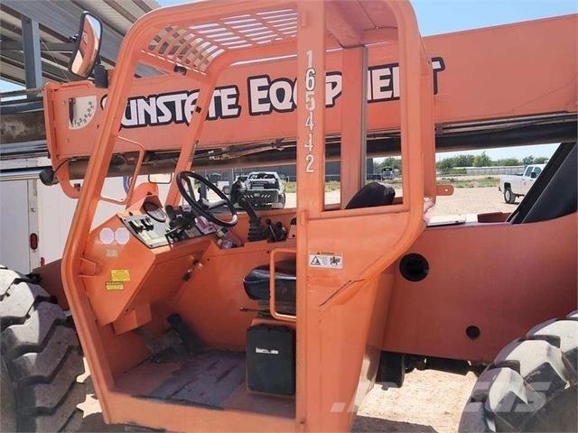 SkyTrak 8042 Teleskooplaadurid