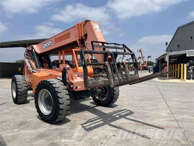 SkyTrak 8042 Teleskooplaadurid