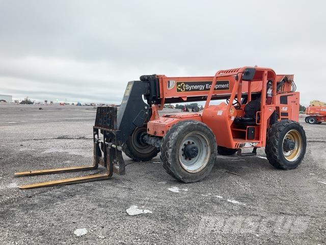 SkyTrak 8042 Teleskooplaadurid