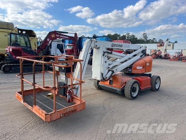 Snorkel A46JE Iseliikuvad poomtõstukid