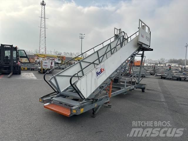  SPS PT-18 Muu