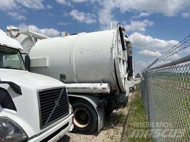 Sterling L9500 Vaakumautod