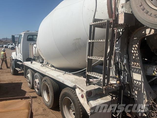 Sterling L9500 Muud veokid