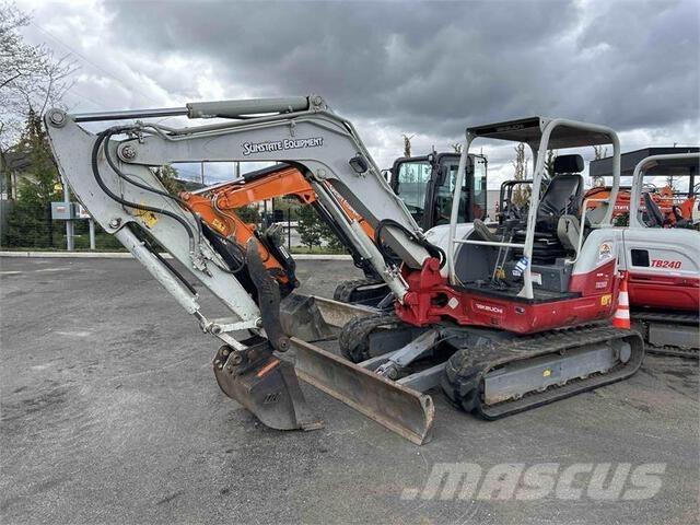 Takeuchi TB260 Roomikekskavaatorid