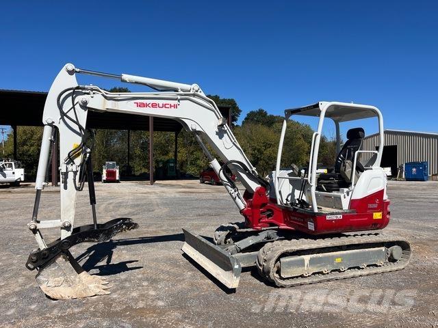 Takeuchi TB260 Roomikekskavaatorid
