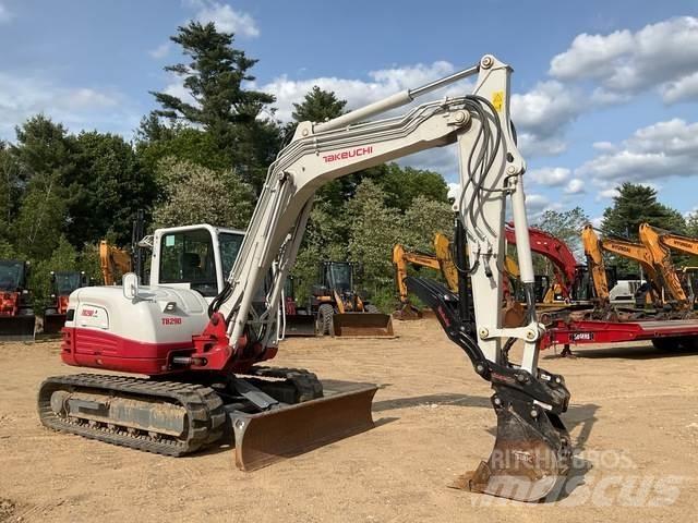 Takeuchi TB290 Roomikekskavaatorid