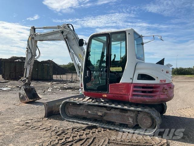 Takeuchi TB290 Roomikekskavaatorid