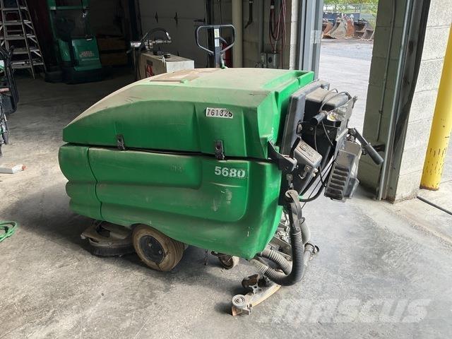 Tennant 5680 Põrandapesumasinad