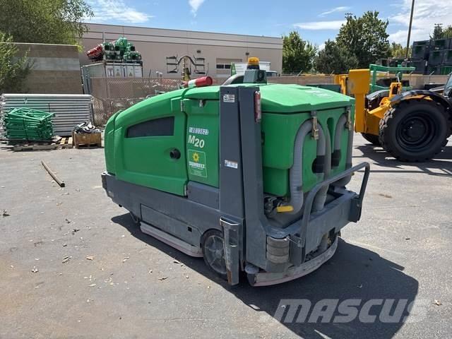 Tennant M20 Siseruumide puhastusmasinad