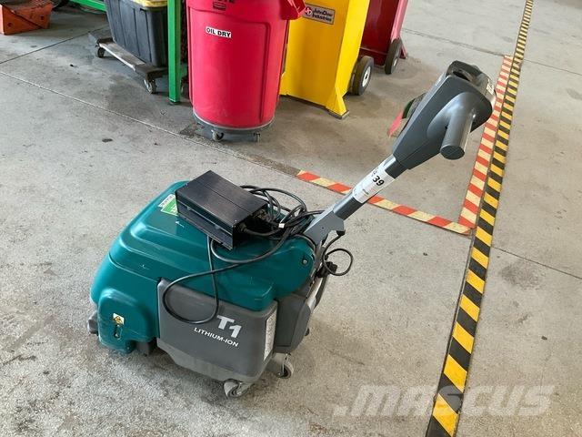 Tennant T1B Põrandapesumasinad