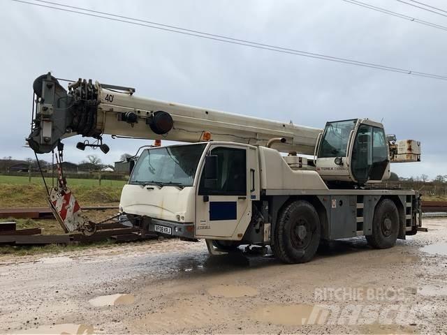 Terex AC35L Maastikutõstukid