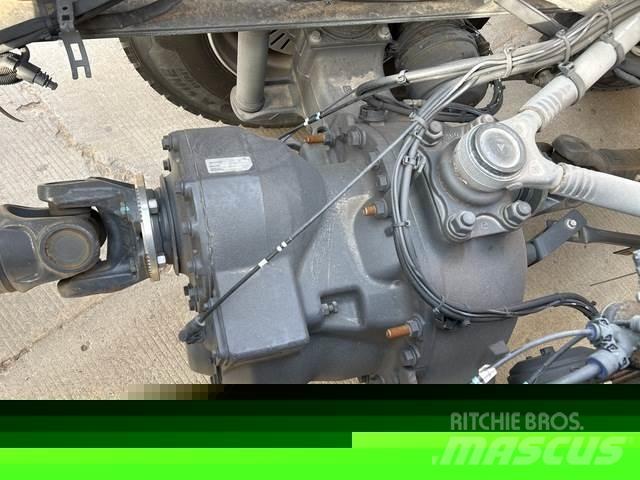 Terex FM420 Kraanaga veokid