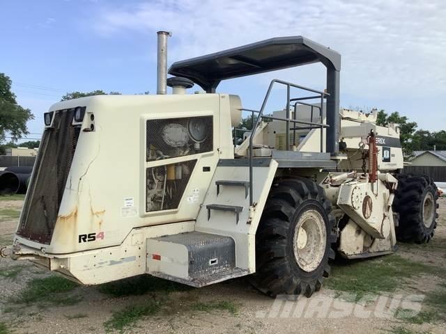 Terex RS-425C Pinnasetihendajad