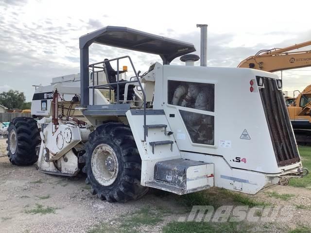 Terex RS-425C Pinnasetihendajad