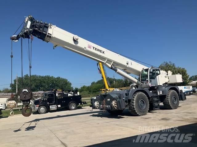 Terex RT110 Raske maastiku tõstukid