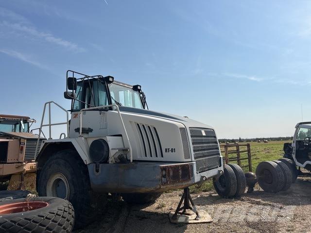 Terex TA40 Liigendraamiga pinnaseveokid