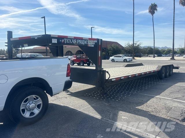 Texas Pride Autotreilerid