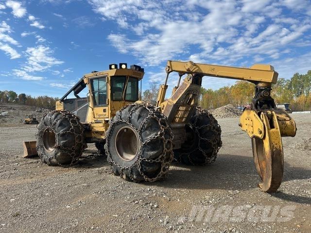 Tigercat 620C Väljaveotraktorid