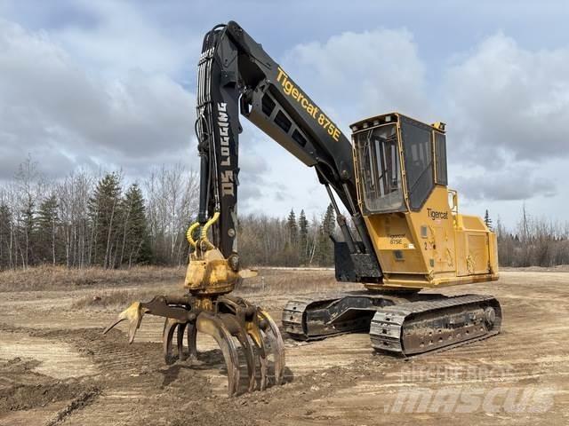 Tigercat 875E Nooltõstukid