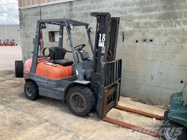 Toyota 6FGU30 Muu