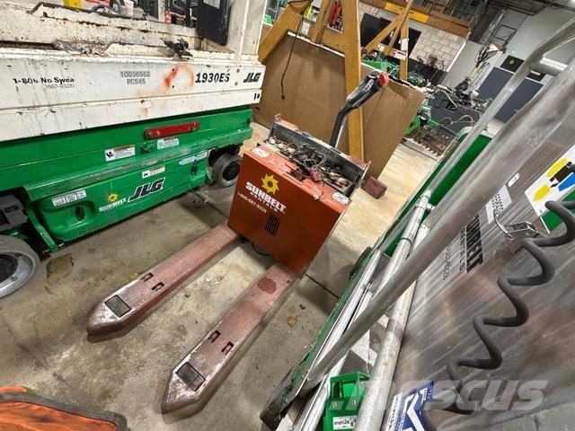 Toyota 8HBW23 Kahvelkäru