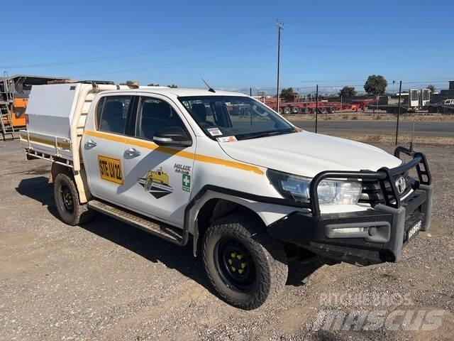Toyota Hilux Madelkaubikud