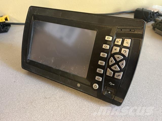 Trimble CB460 Muu
