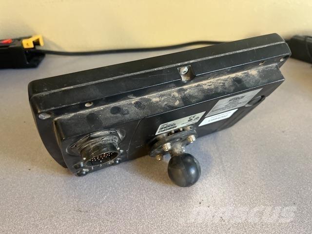 Trimble CB460 Muu