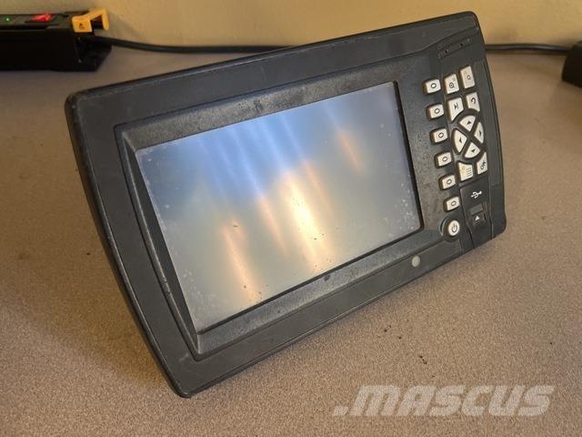 Trimble CB460 Muu