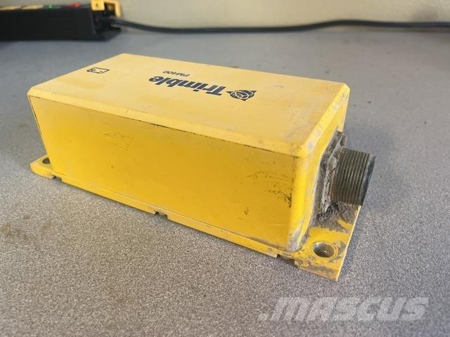 Trimble PM400 Muu
