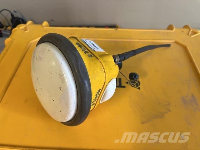 Trimble SPS985 Muu