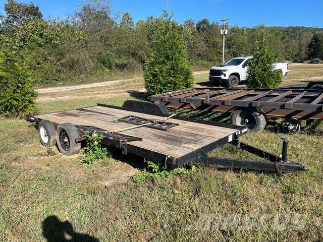 Triple Crown Autoveo poolhaagised