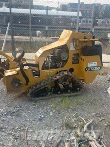 Vermeer RTX250 Pinnaselõikurid
