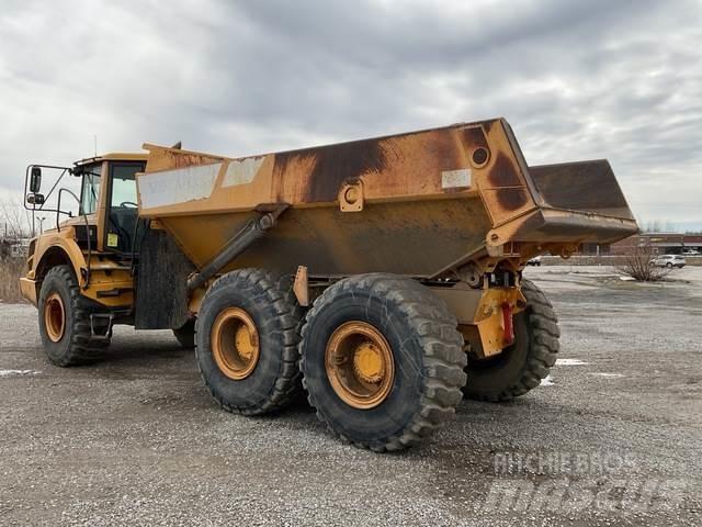 Volvo A25F Liigendraamiga pinnaseveokid