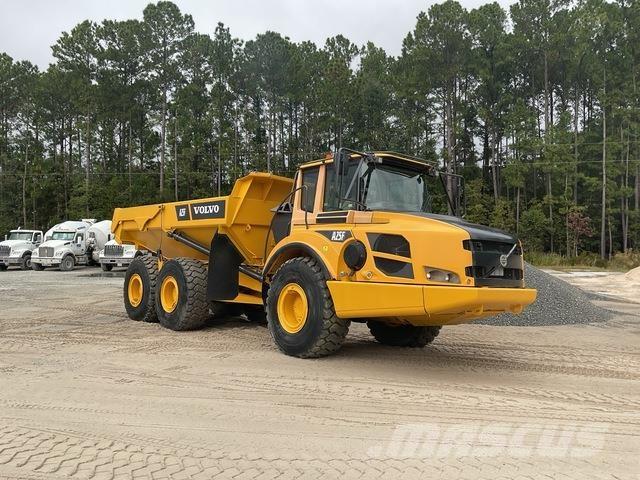 Volvo A25F Liigendraamiga pinnaseveokid
