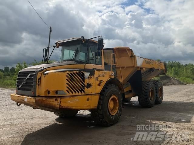 Volvo A30D Liigendraamiga pinnaseveokid