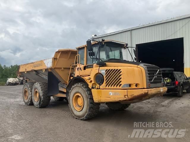 Volvo A30D Liigendraamiga pinnaseveokid