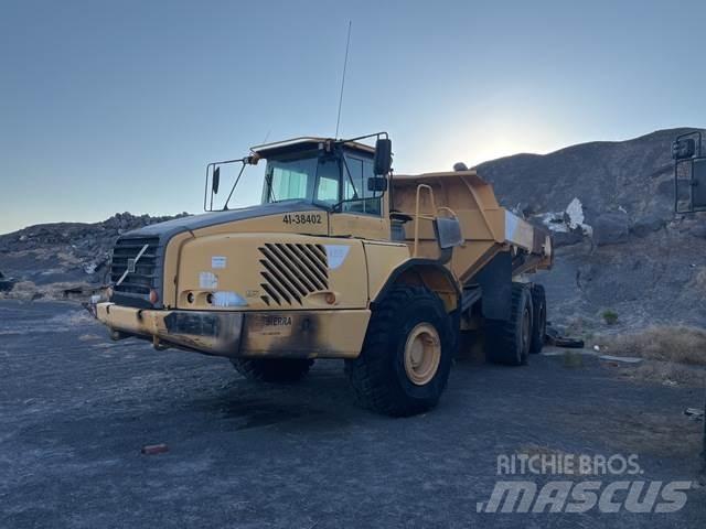 Volvo A35D Liigendraamiga pinnaseveokid