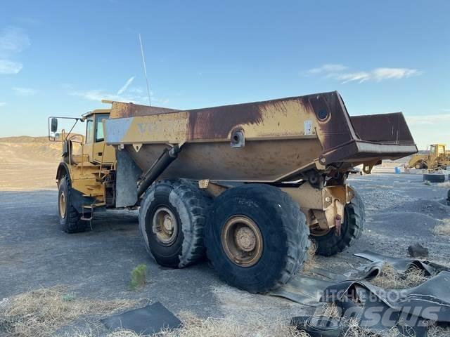 Volvo A35D Liigendraamiga pinnaseveokid