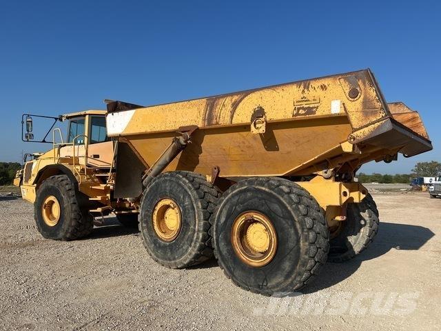 Volvo A40D Liigendraamiga pinnaseveokid