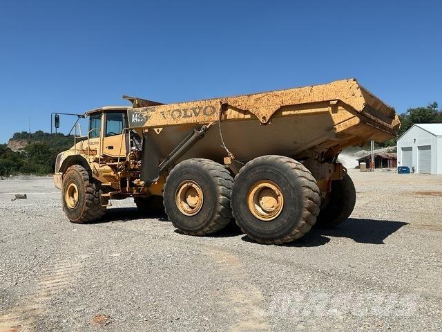 Volvo A40D Liigendraamiga pinnaseveokid