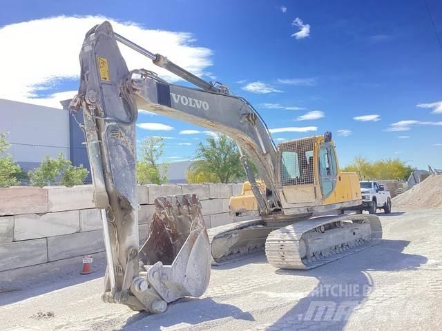 Volvo EC210 Roomikekskavaatorid
