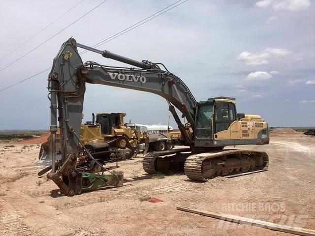 Volvo EC330CL Roomikekskavaatorid
