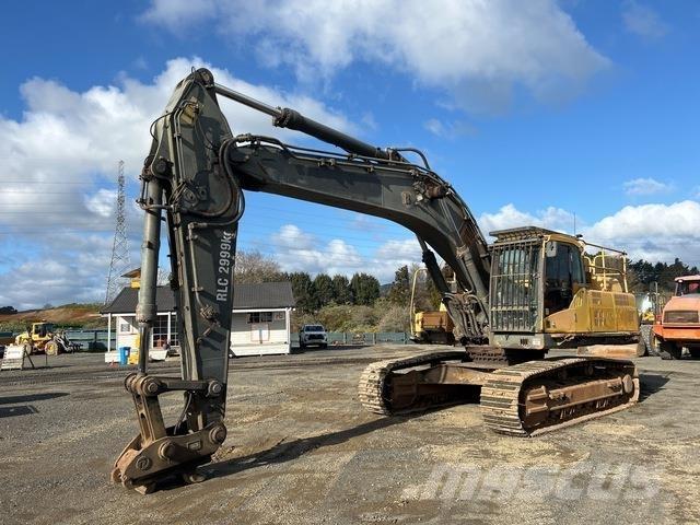 Volvo EC330CL Roomikekskavaatorid