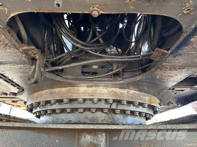 Volvo EC460CL Roomikekskavaatorid