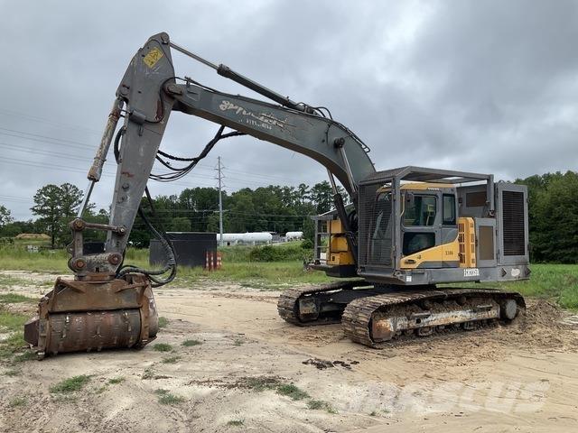 Volvo ECR235DL Roomikekskavaatorid